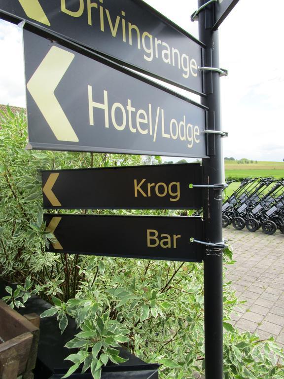 Bjaere Golfklubb Hotel & Lodge 巴斯塔德 外观 照片